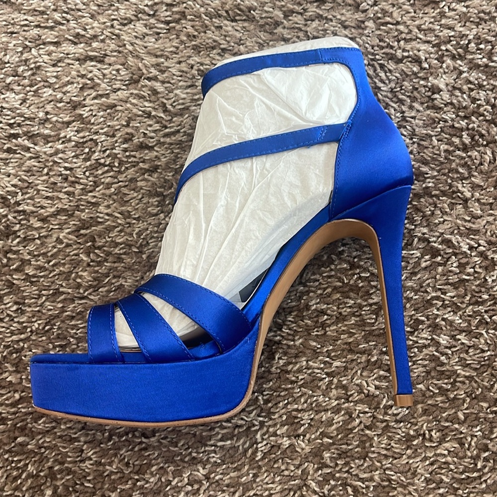 Jessica Simpson size 7 heels - Picture 3 of 12